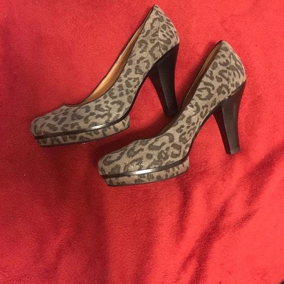 Sofft Premeire heels NWOT size 8.5 MANDY pumps heels animal print gray cheetah - Picture 8 of 11